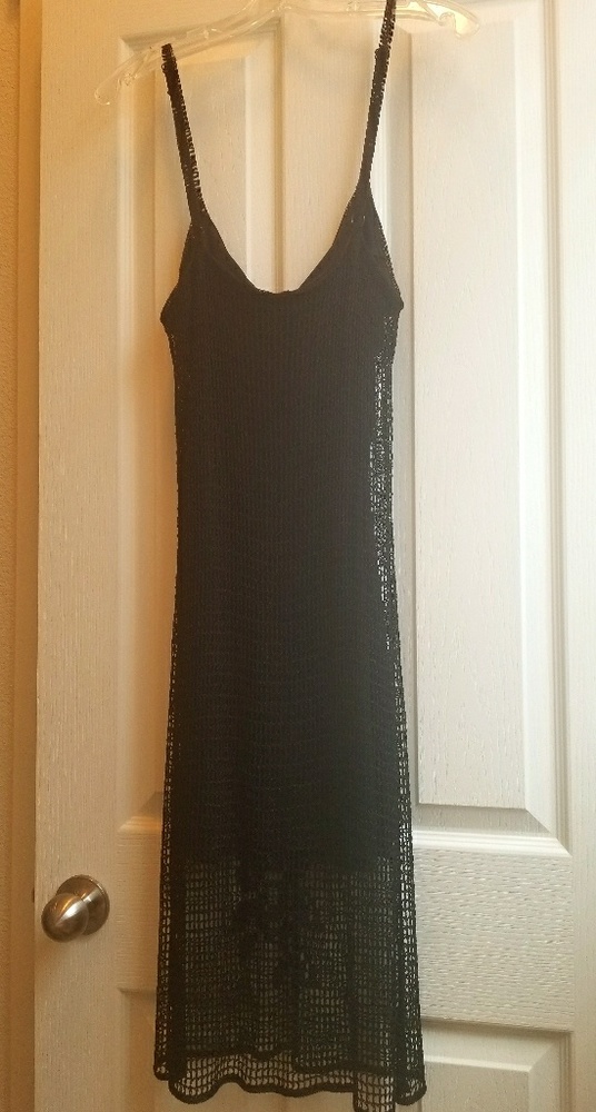 EUC, GUESS BLACK DRESS WITH CROCHETED OVERLAY